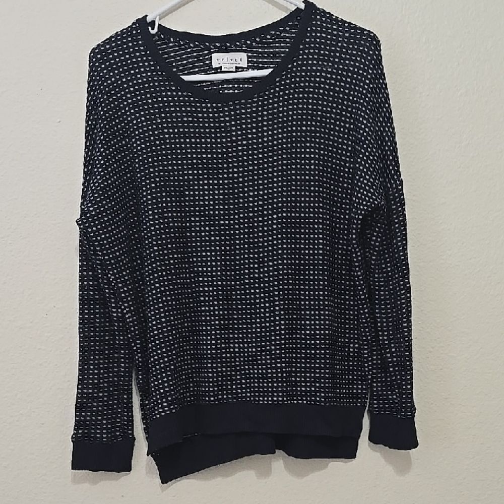 Velvet‎ Women's Black and White Crew Neck Sweater S